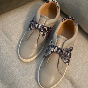 Womens slip on sneakers